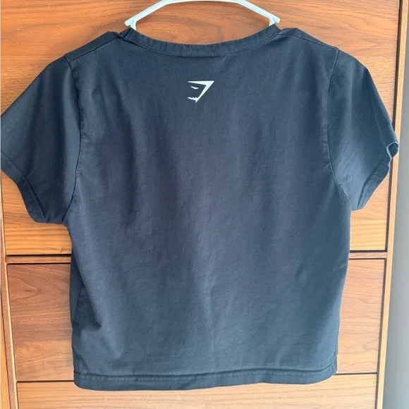 Gymshark Women's Black Short Sleeve Tee - Picture 8 of 8